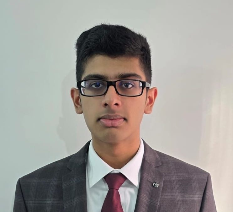 Smaran Vallabhaneni